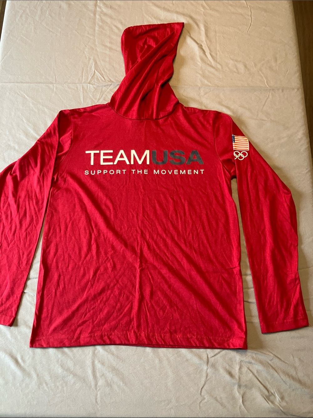 Patriotic Team USA Red Hooded Long-Sleeve Tee size M